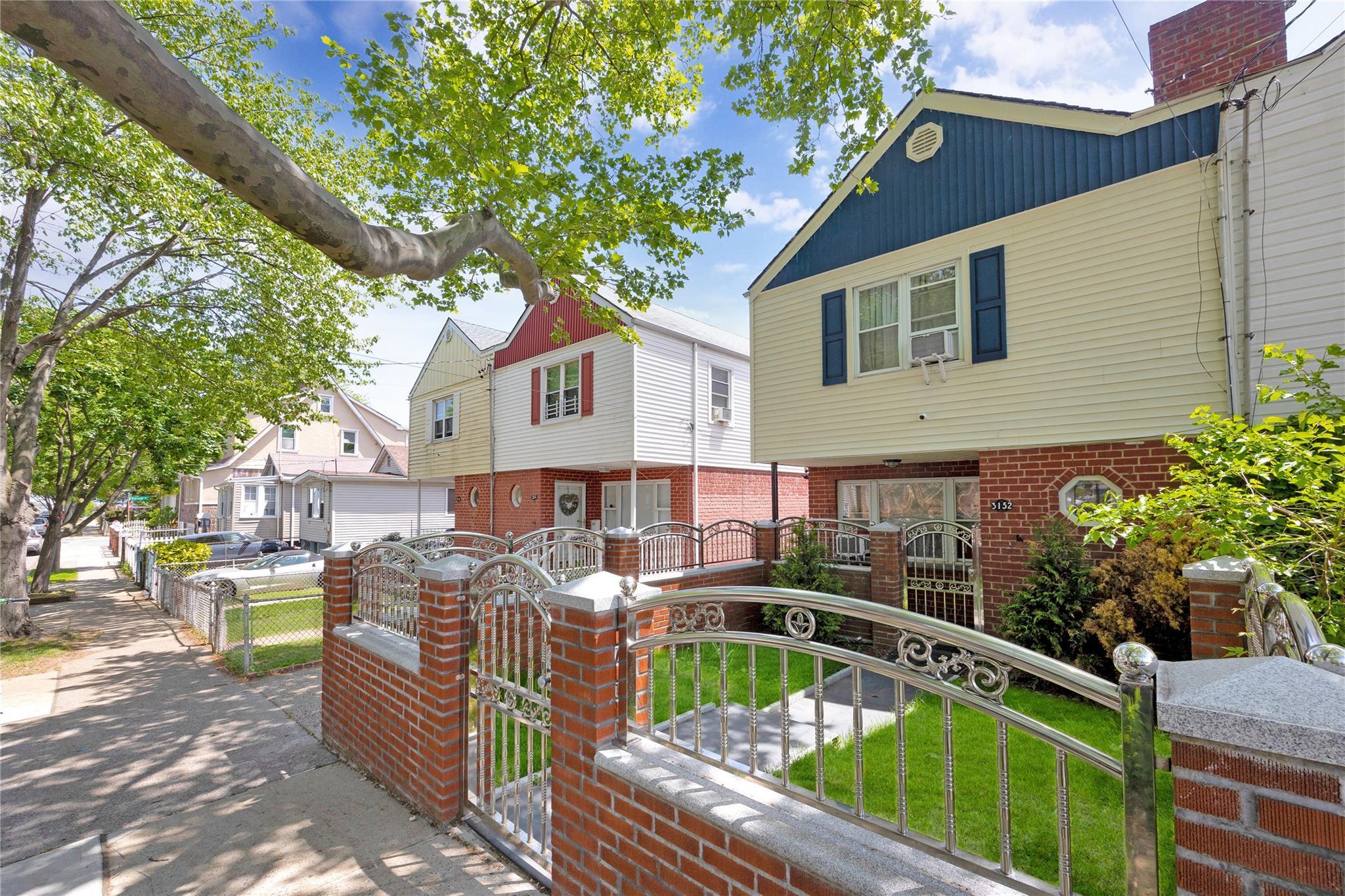 Single Family Randall  Bronx, NY 10465, MLS-856470-2