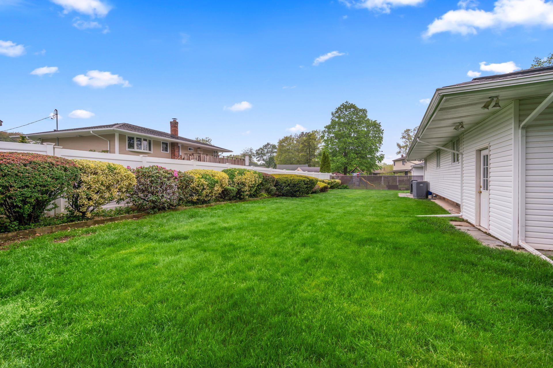 Single Family Kevin  Suffolk County, NY 11725, MLS-856471-25
