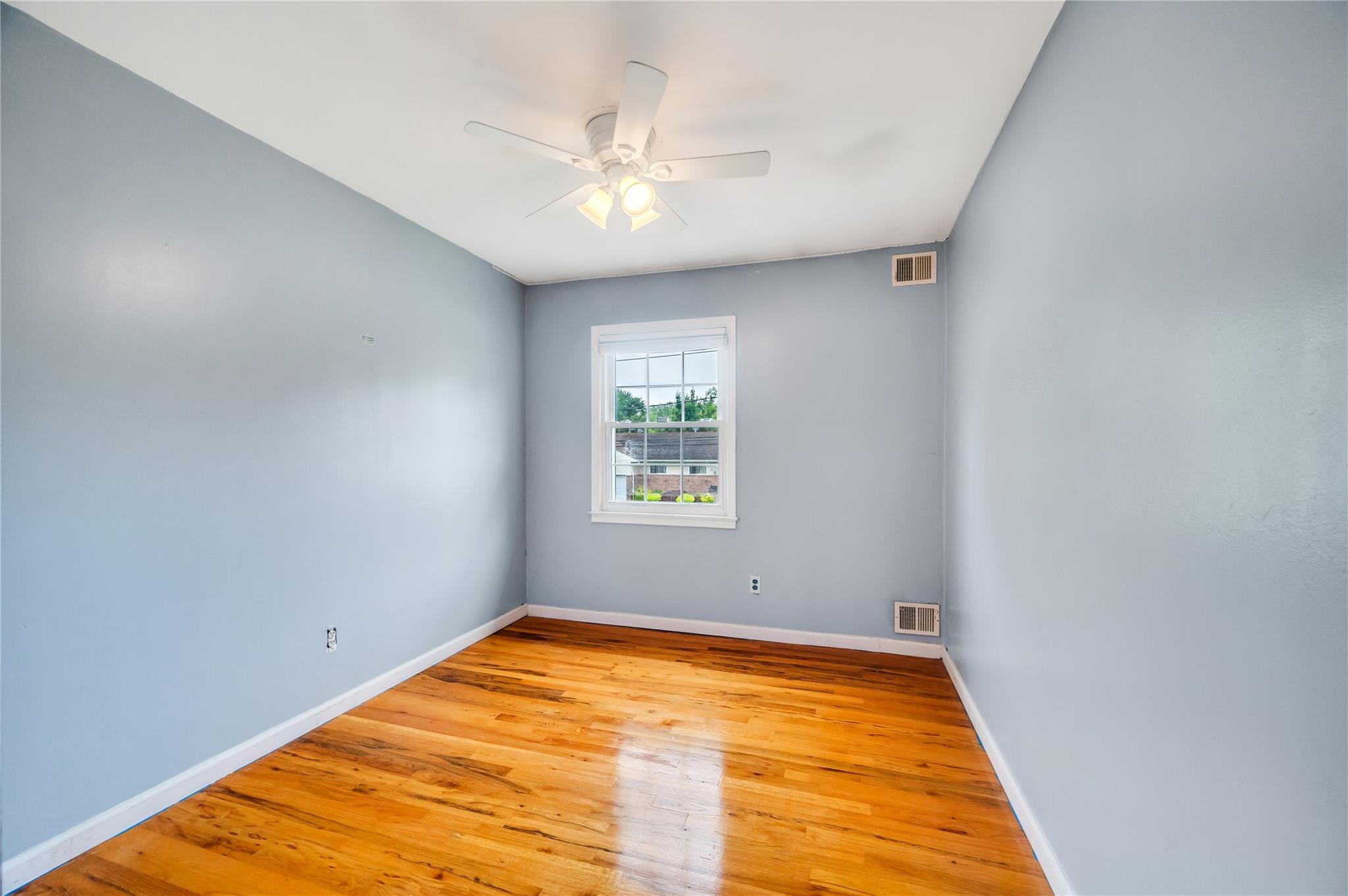 Single Family Sugar Maple  Nassau County, NY 11576, MLS-856472-23