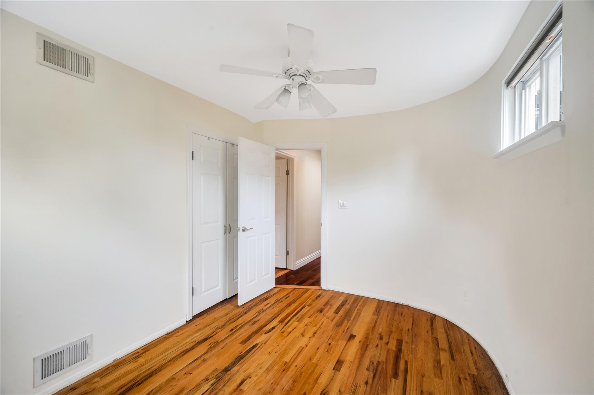 Single Family Sugar Maple  Nassau County, NY 11576, MLS-856472-28