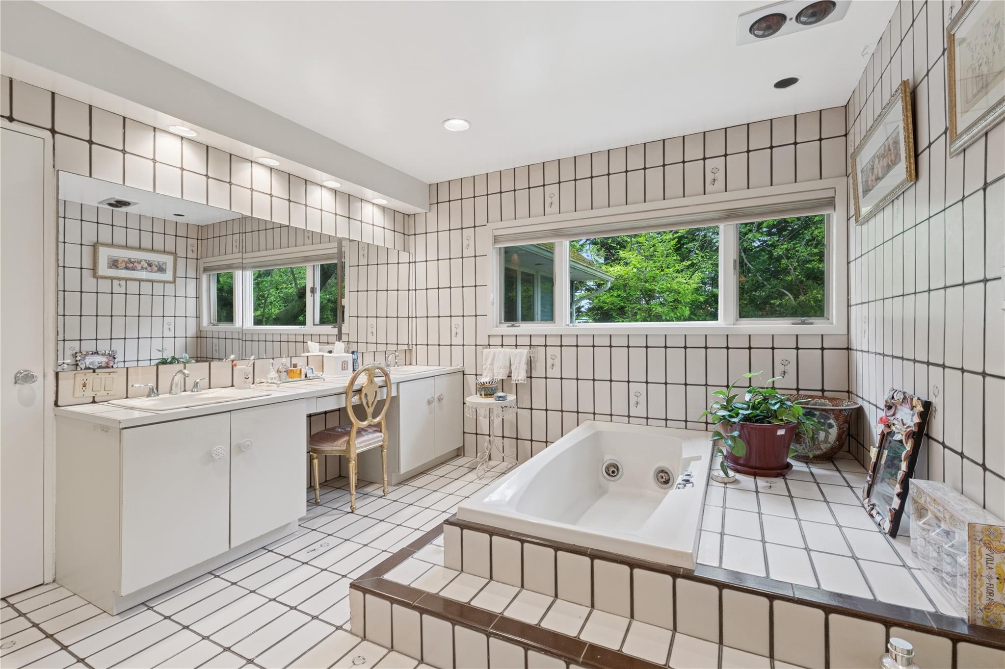Single Family Azure  Nassau County, NY 11557, MLS-856509-19