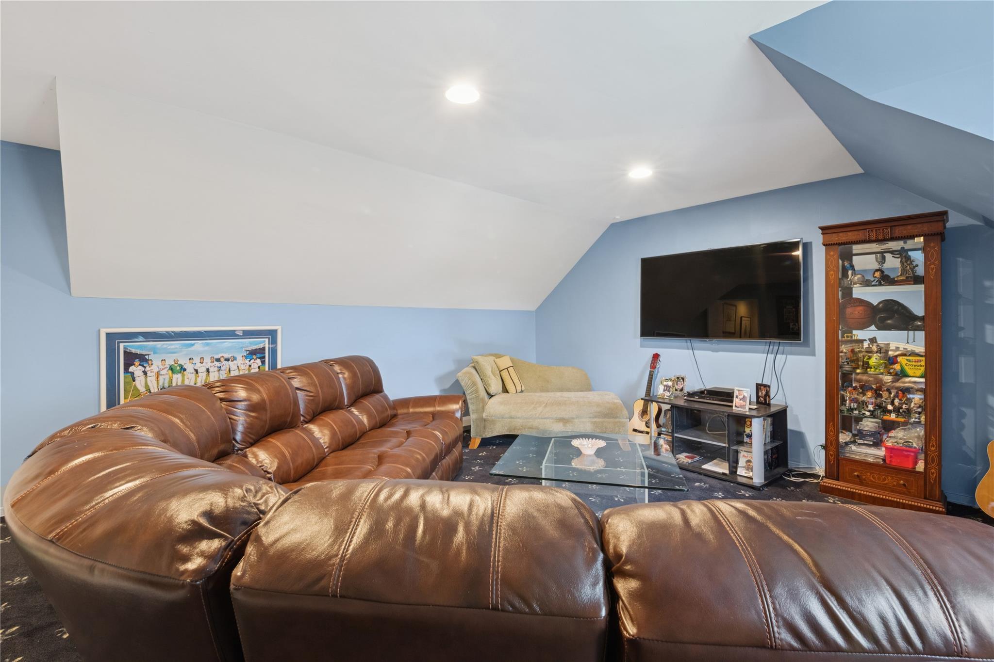 Single Family Azure  Nassau County, NY 11557, MLS-856509-20