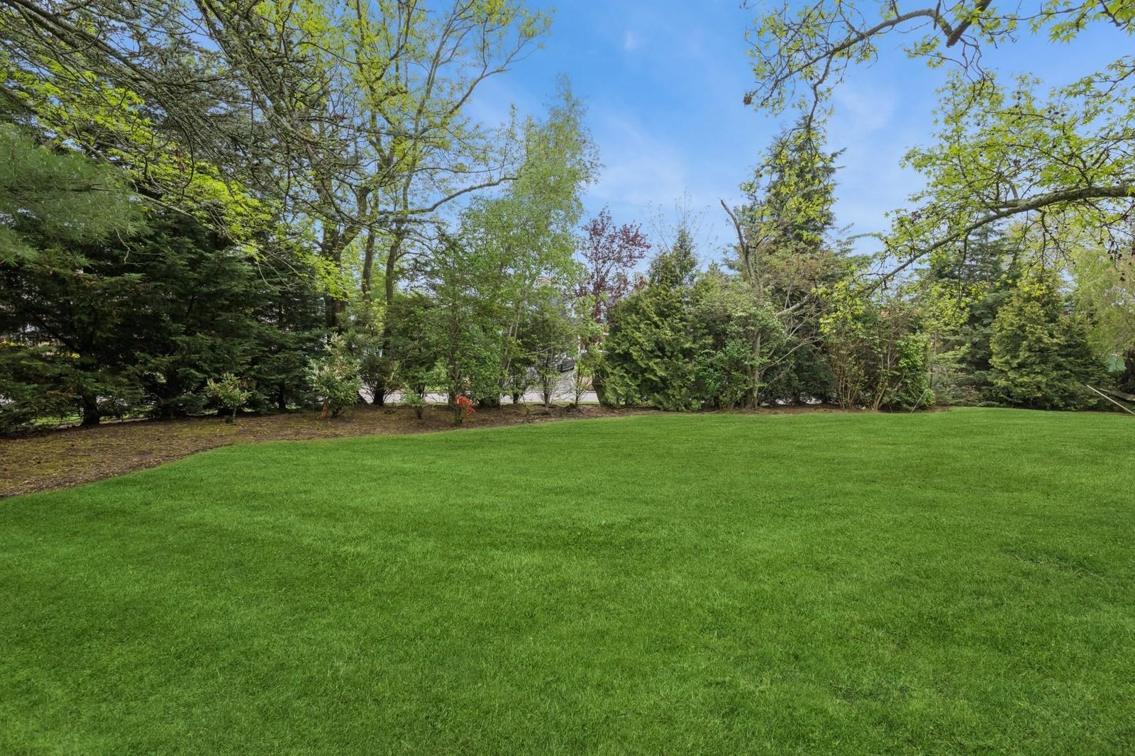 Single Family Azure  Nassau County, NY 11557, MLS-856509-23