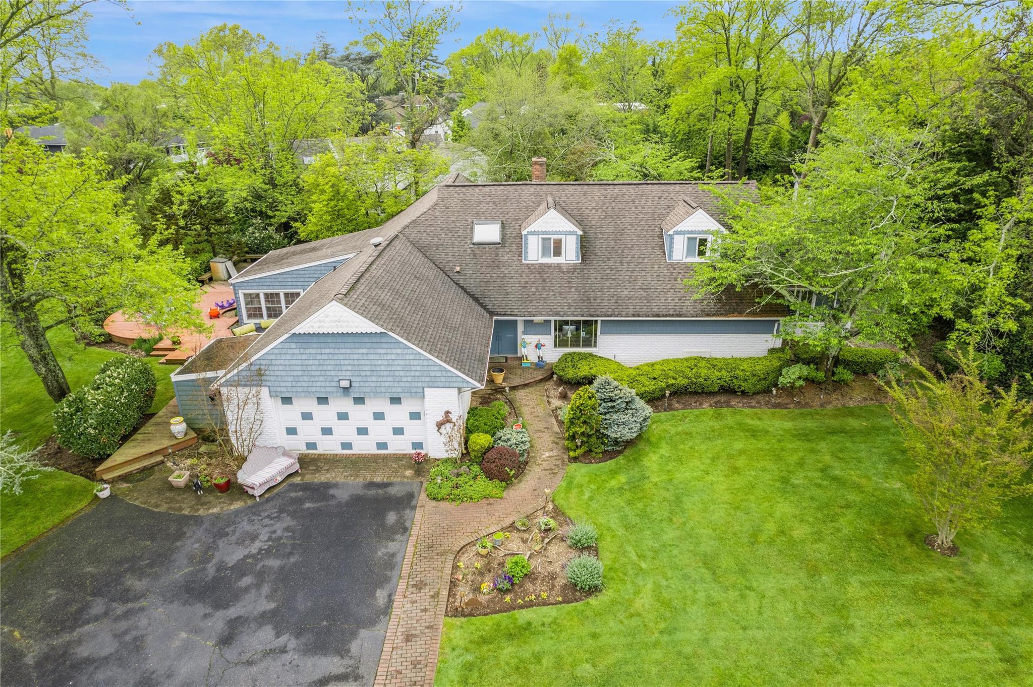 Single Family Azure  Nassau County, NY 11557, MLS-856509-3