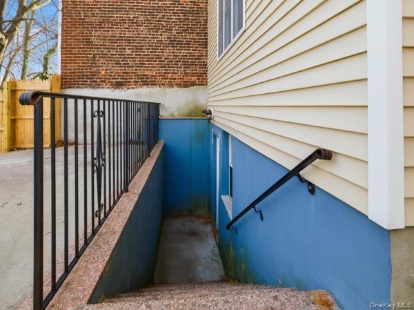 Single Family Taylor  Bronx, NY 10460, MLS-856529-10