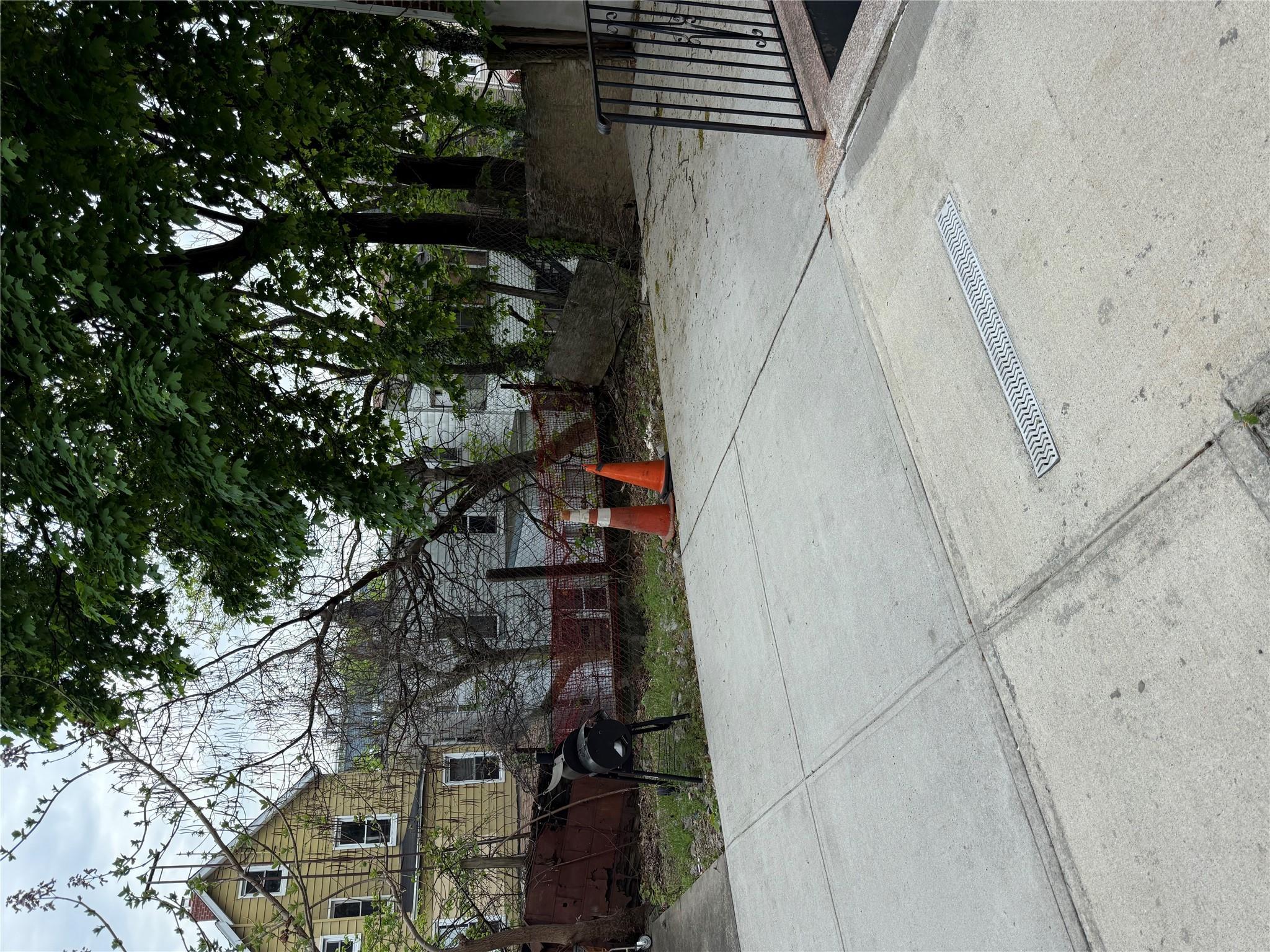 Single Family Taylor  Bronx, NY 10460, MLS-856529-8