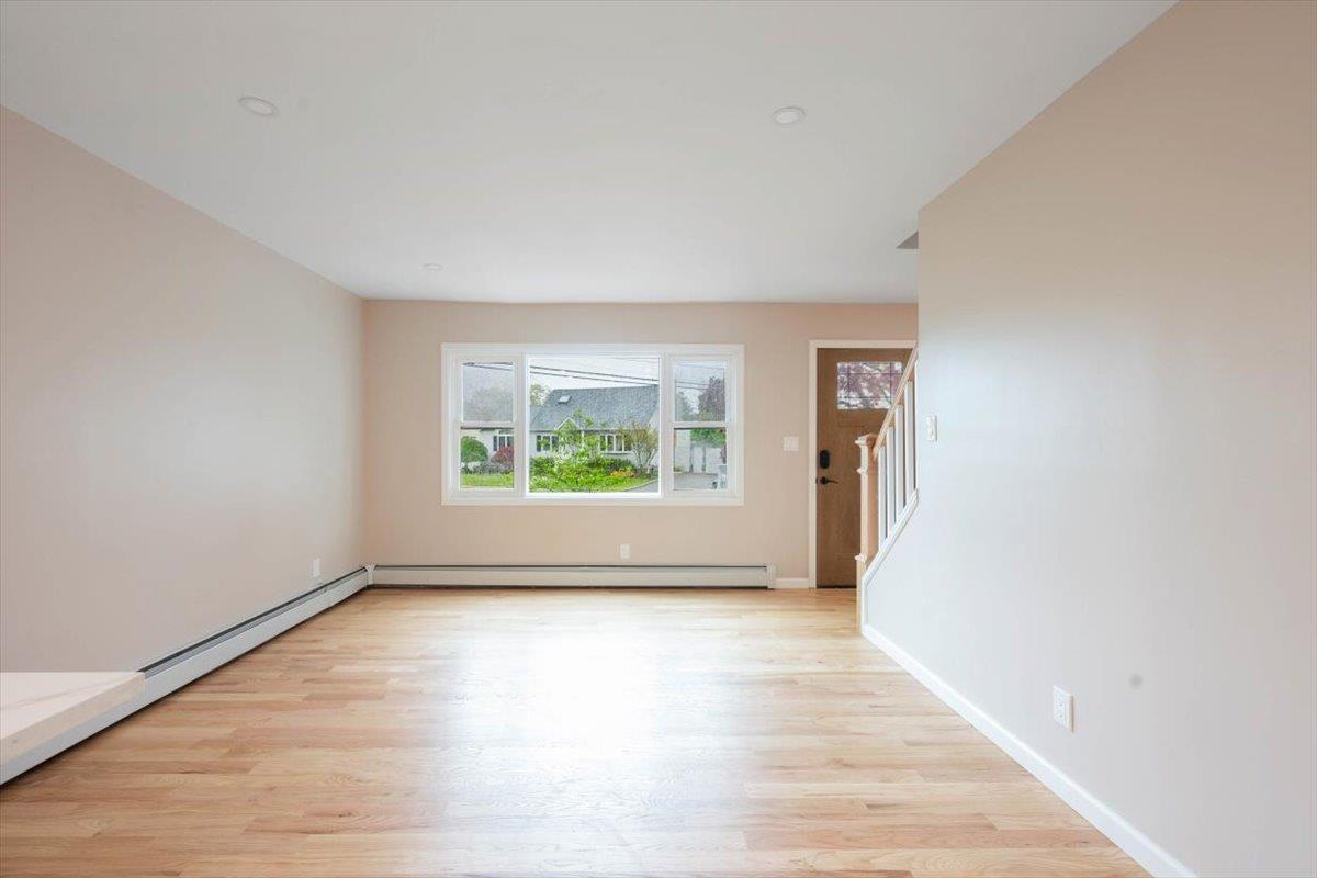 Single Family Phyllis  Suffolk County, NY 11757, MLS-856538-12