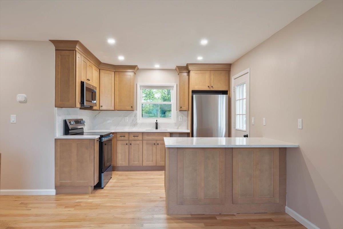 Single Family Phyllis  Suffolk County, NY 11757, MLS-856538-8