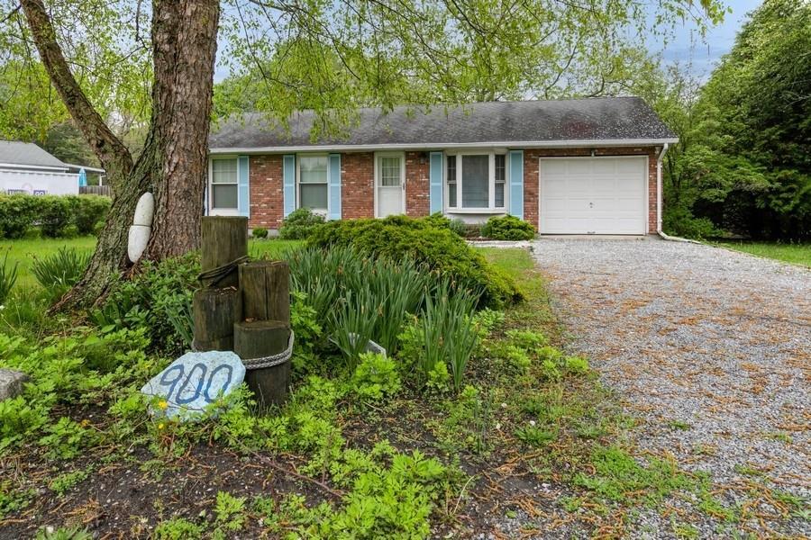 Single Family Cedar  Suffolk County, NY 11971, MLS-856542-3