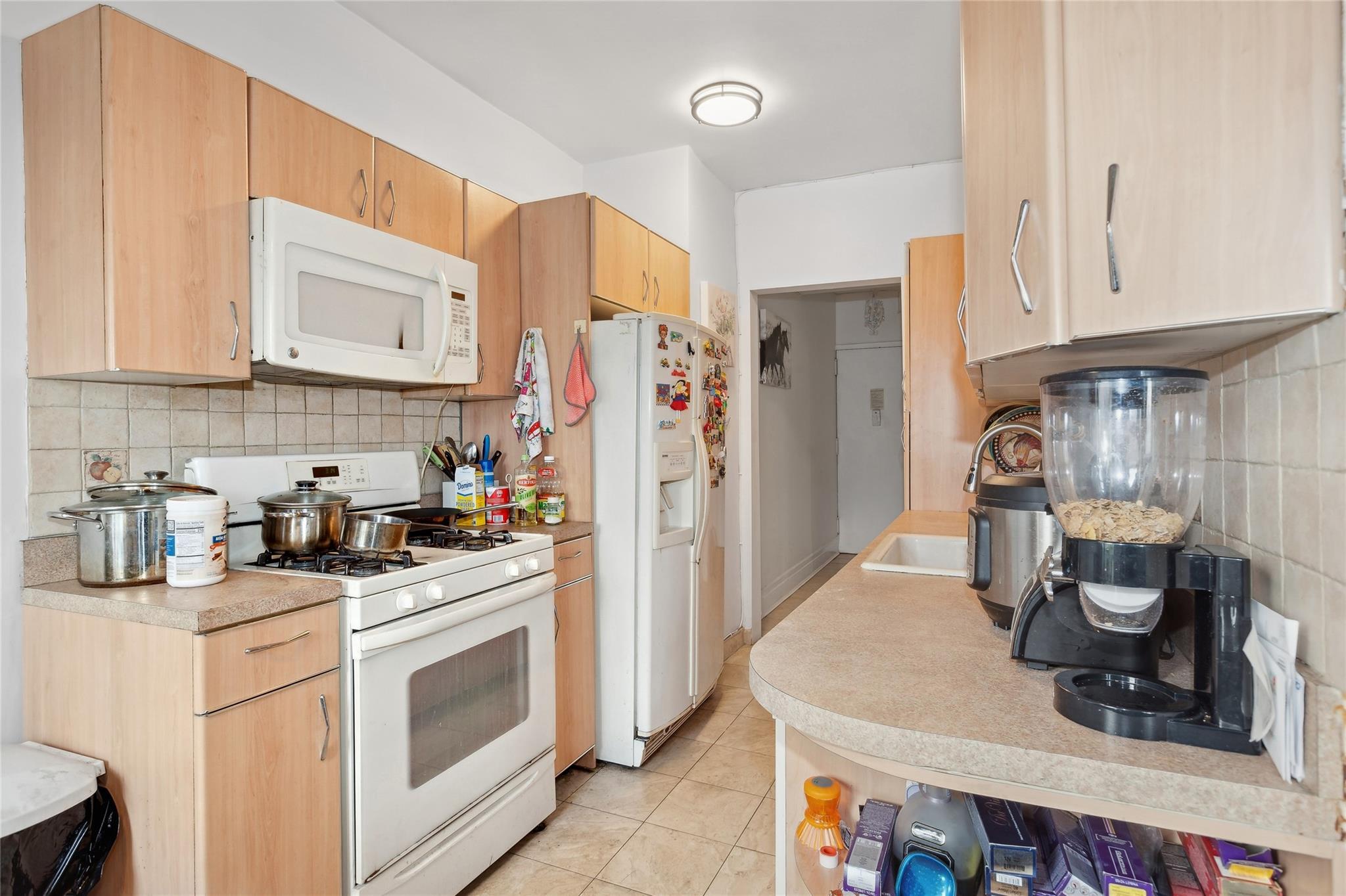 Condo 89th  Queens, NY 11372, MLS-856544-7