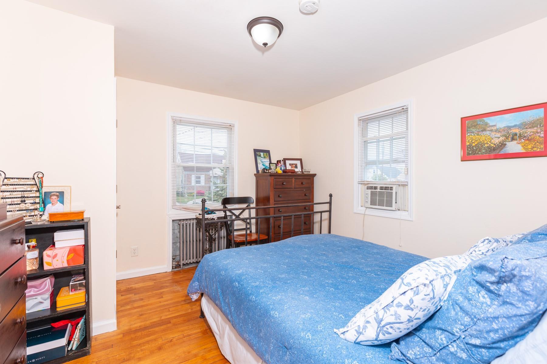 Single Family South 11th Street  Suffolk County, NY 11757, MLS-856551-12