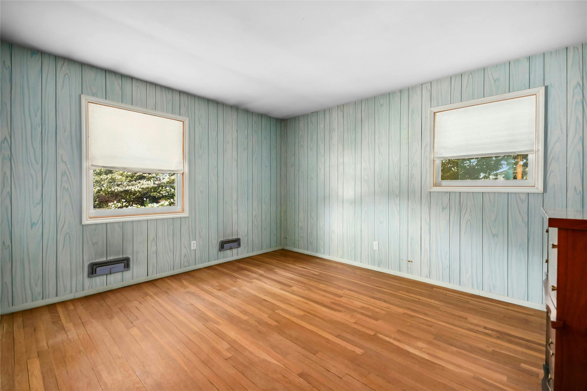 Single Family Schuyler  Suffolk County, NY 11725, MLS-856579-15