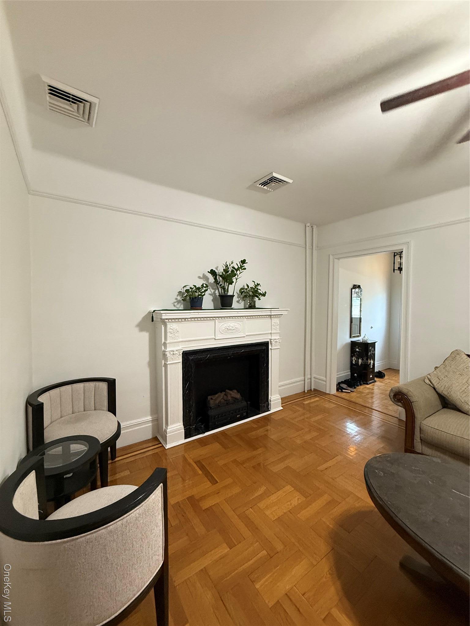 Single Family 238th  Bronx, NY 10470, MLS-856582-2