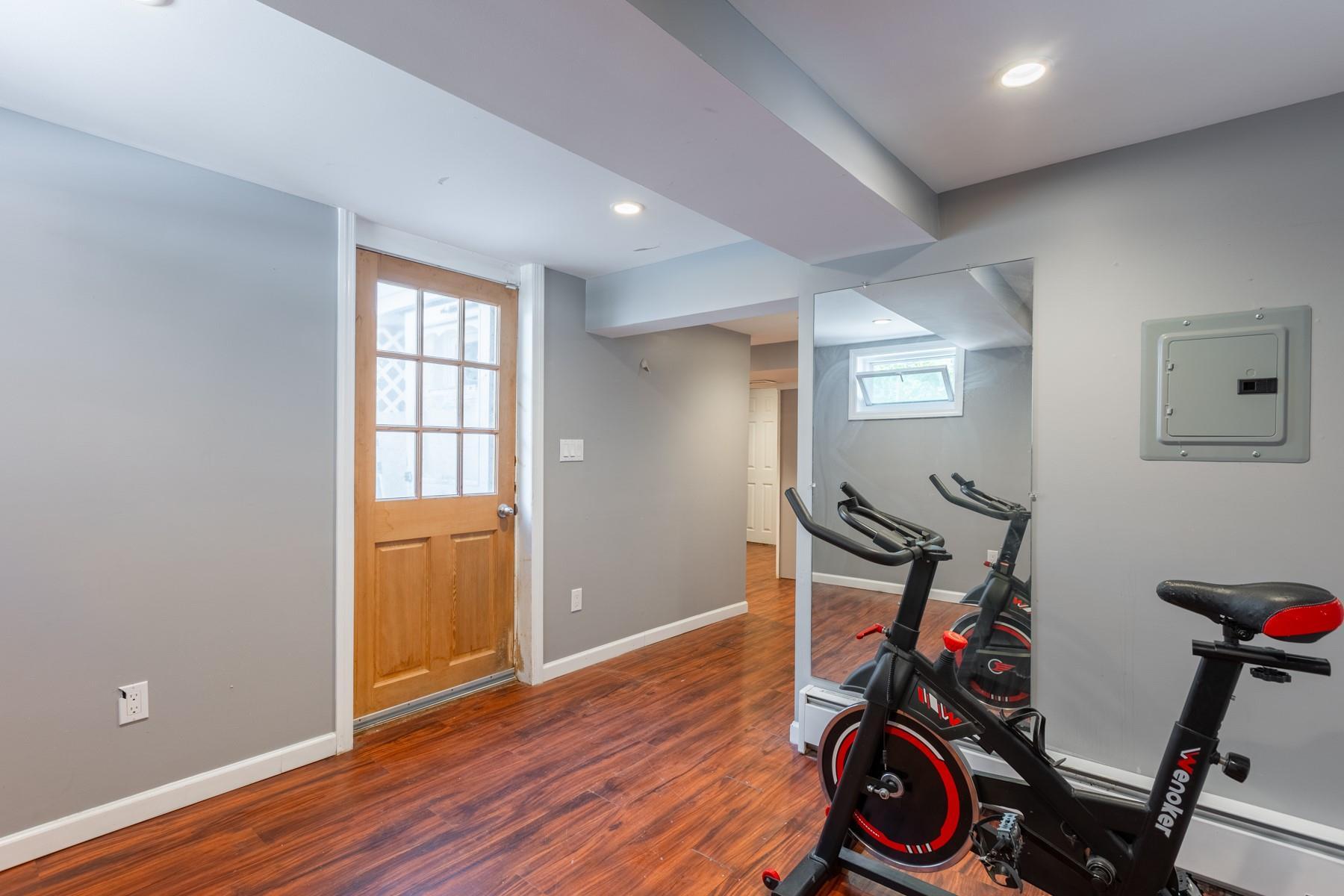 Single Family Broadway  Suffolk County, NY 11782, MLS-856594-23