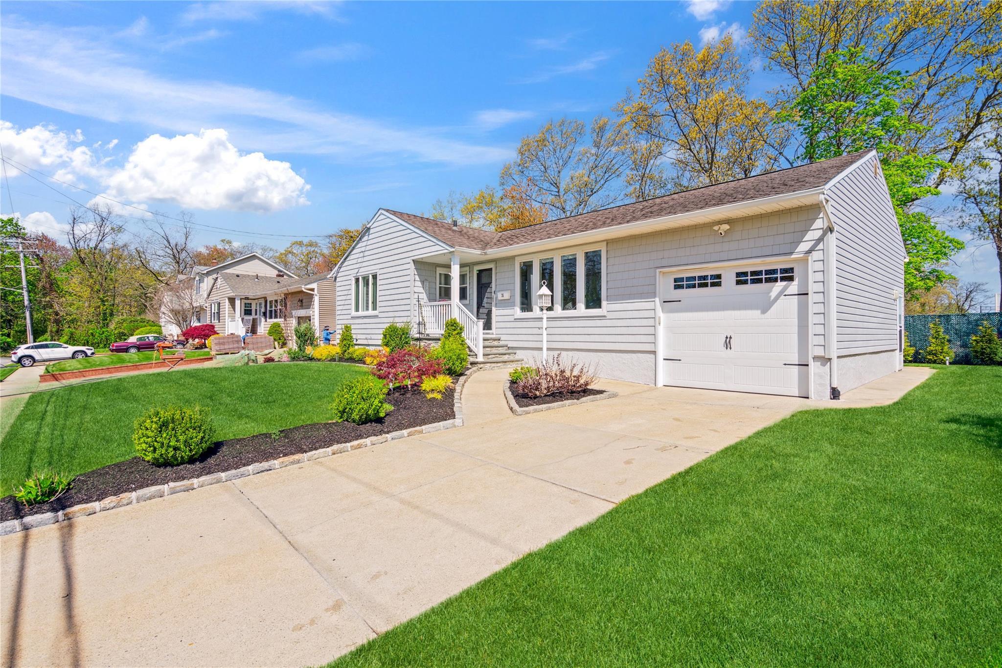 Single Family Ontario Ave.  Nassau County, NY 11758, MLS-856597-4