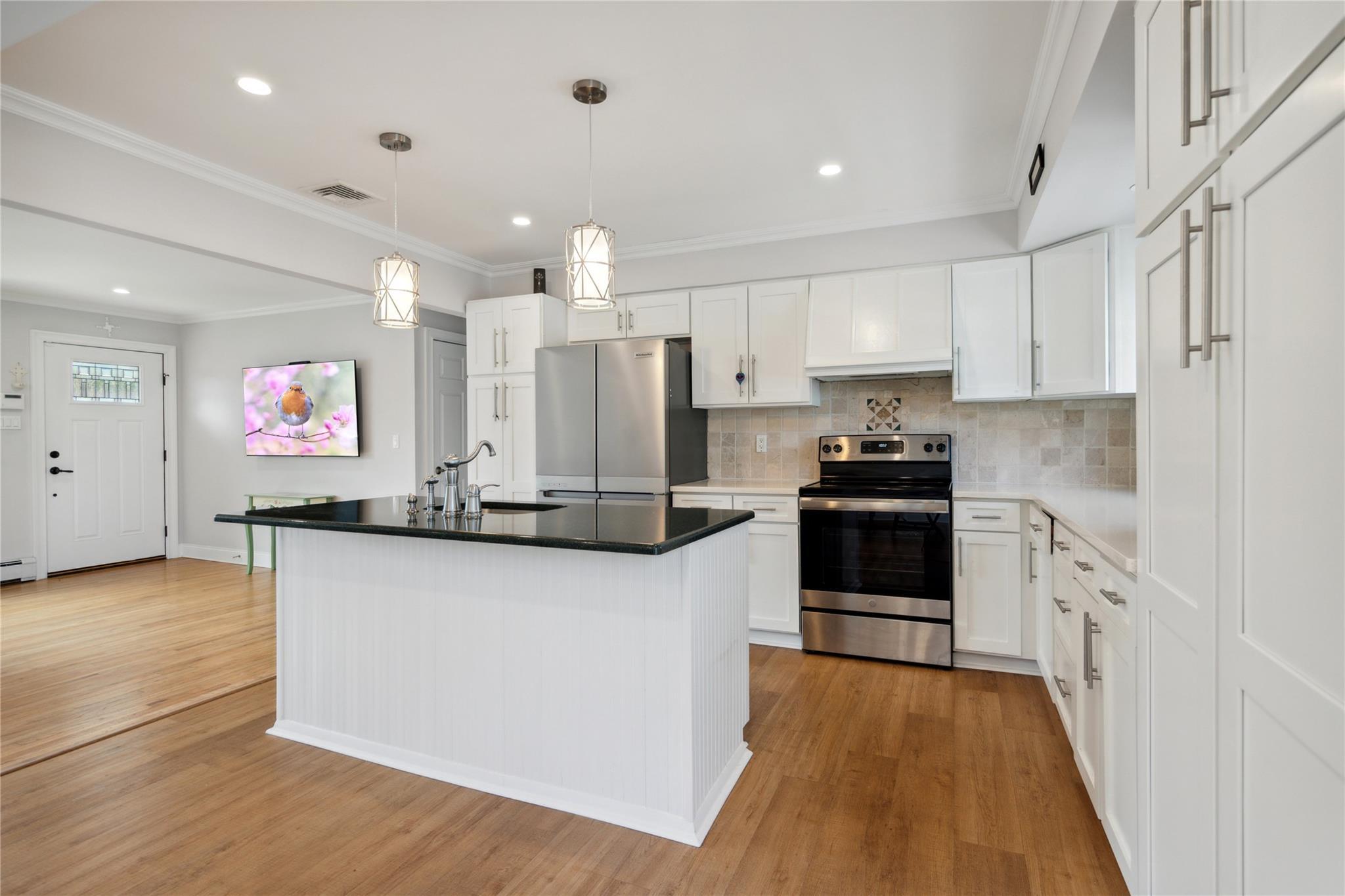 Single Family Ontario Ave.  Nassau County, NY 11758, MLS-856597-8