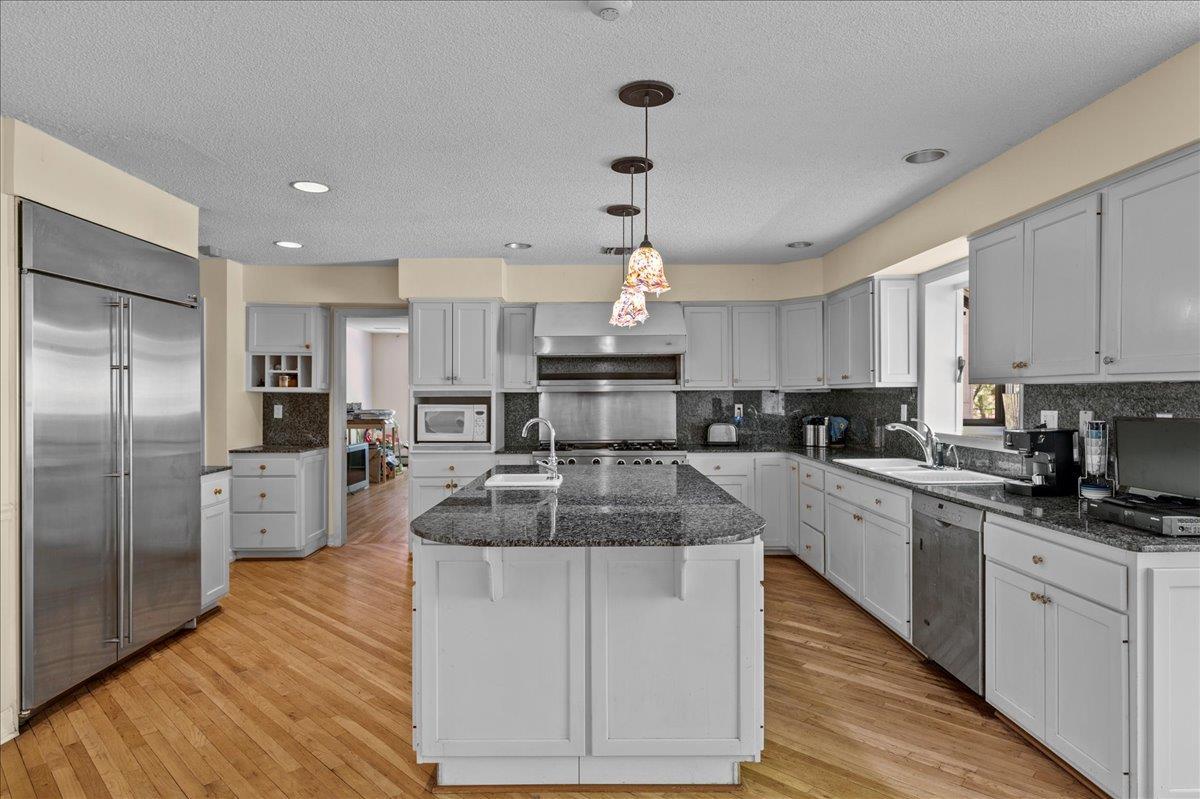 Single Family Pine Glen  Rockland County, NY 10913, MLS-856598-12