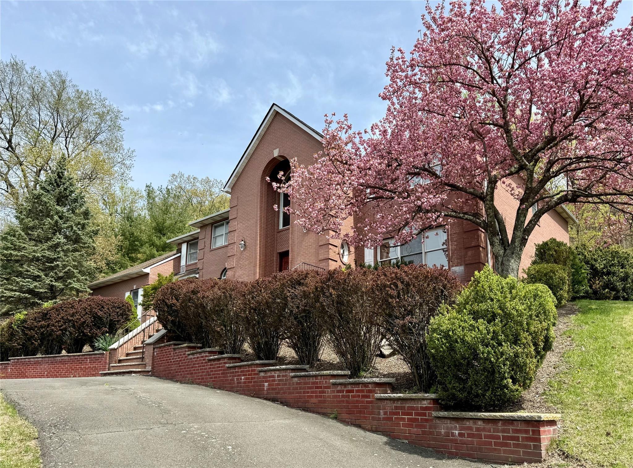 Single Family Pine Glen  Rockland County, NY 10913, MLS-856598-3
