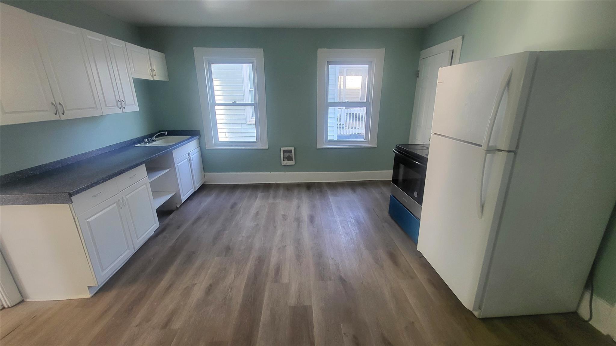 Single Family Garden  Dutchess County, NY 12601, MLS-856605-11