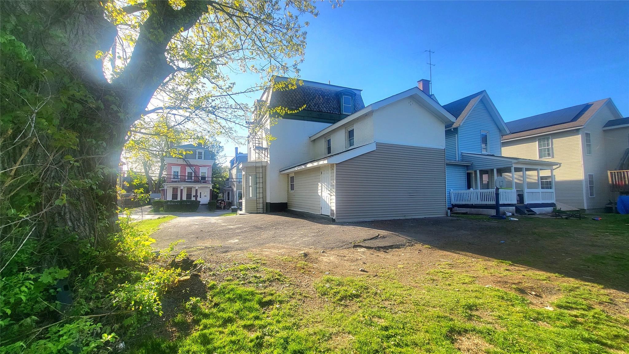 Single Family Garden  Dutchess County, NY 12601, MLS-856605-28
