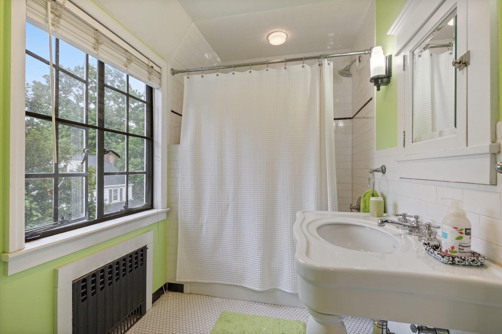 Single Family Crest  Westchester County, NY 10510, MLS-856622-17