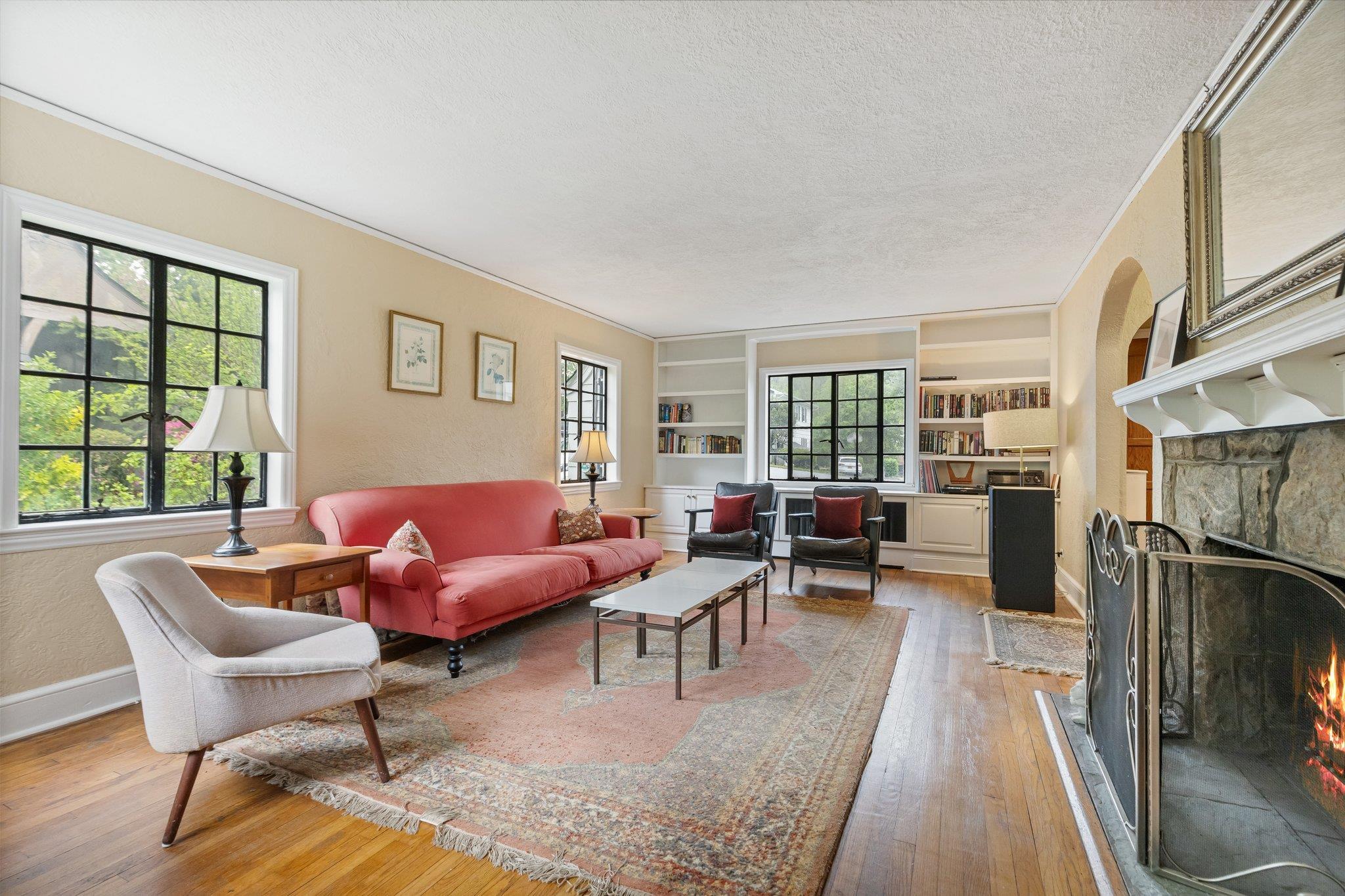 Single Family Crest  Westchester County, NY 10510, MLS-856622-25