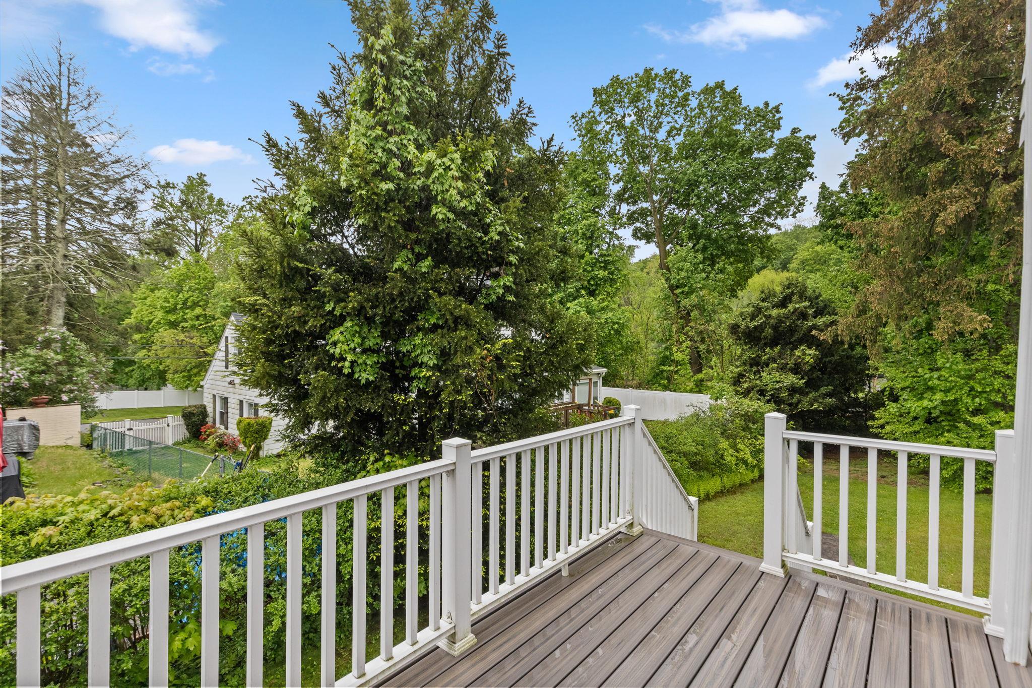 Single Family Crest  Westchester County, NY 10510, MLS-856622-29