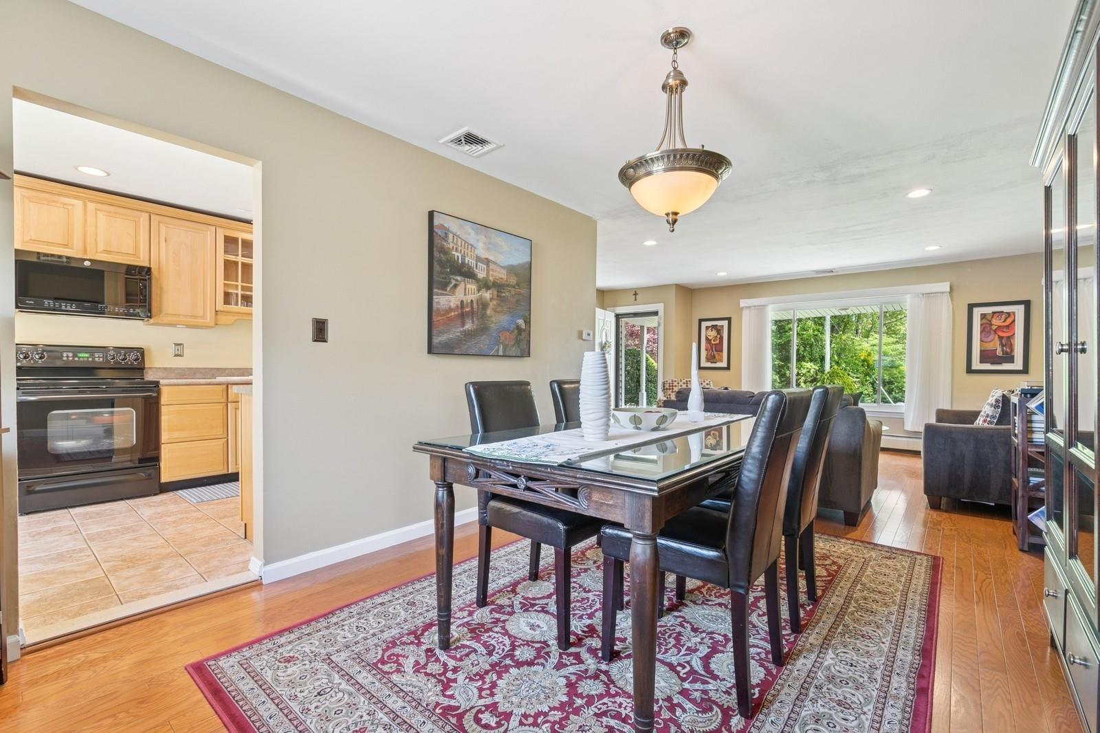 Single Family Winfield Davis  Suffolk County, NY 11727, MLS-856628-10