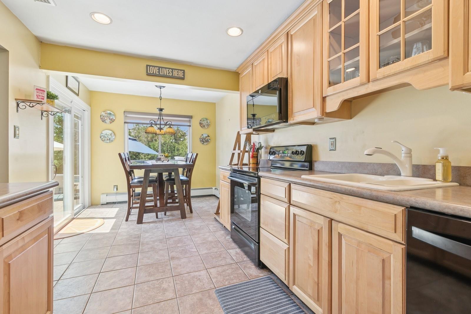 Single Family Winfield Davis  Suffolk County, NY 11727, MLS-856628-12