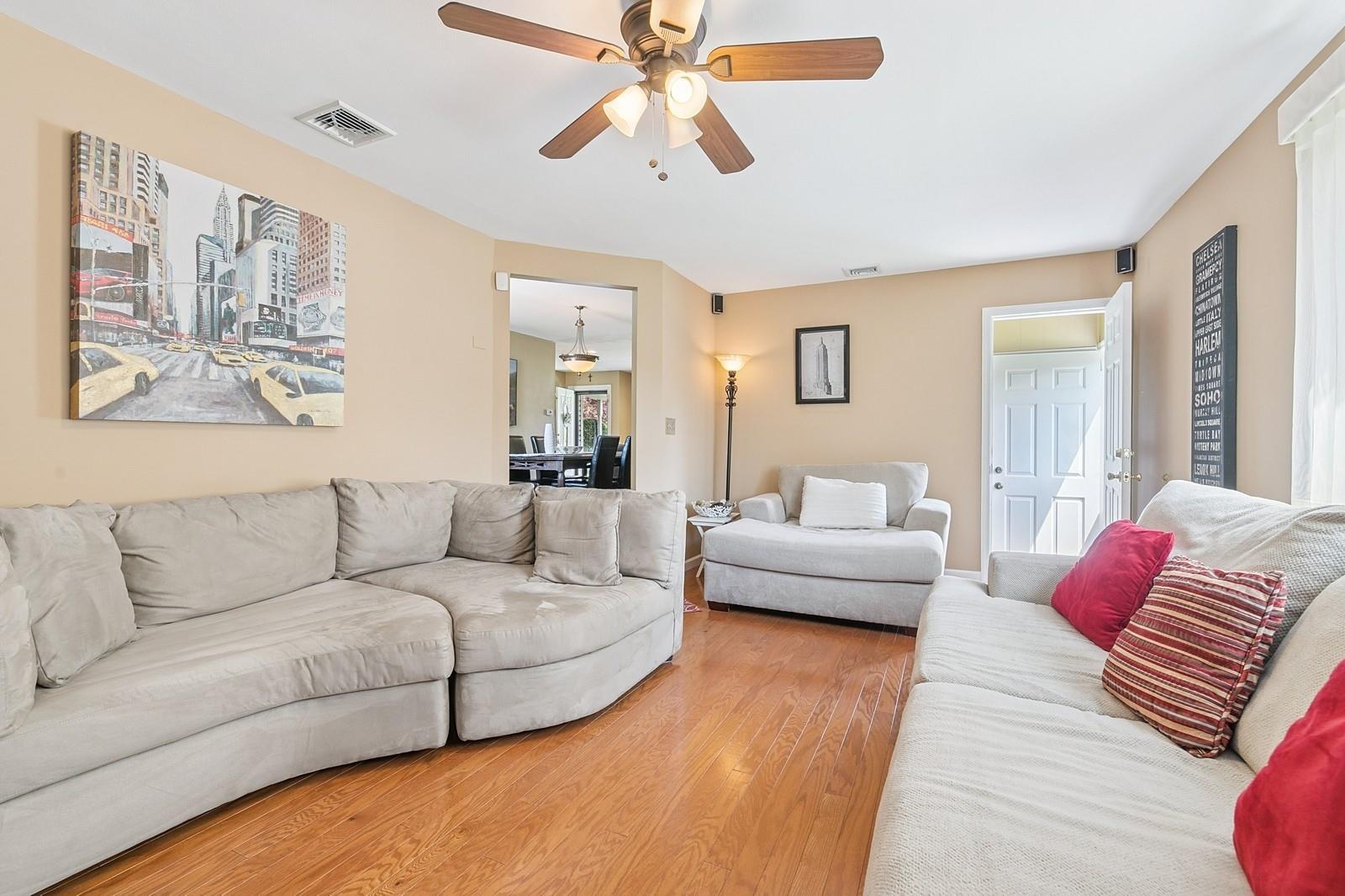 Single Family Winfield Davis  Suffolk County, NY 11727, MLS-856628-17