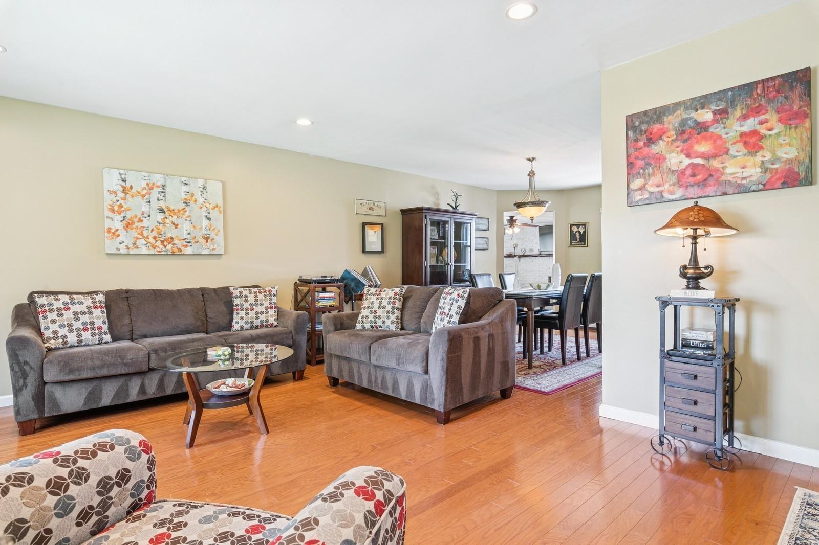 Single Family Winfield Davis  Suffolk County, NY 11727, MLS-856628-4
