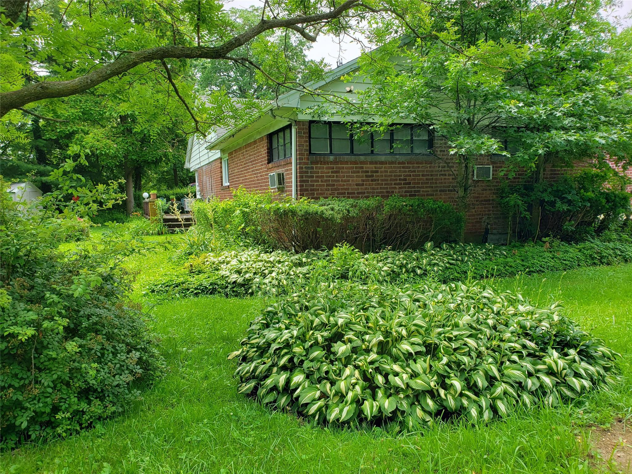 Single Family 24  Queens, NY 11360, MLS-856652-3