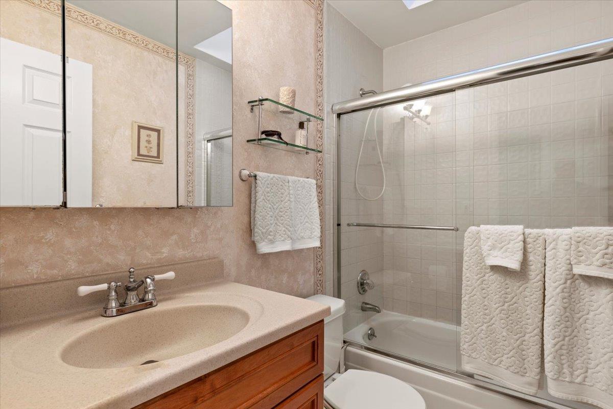 Single Family Winchester  Westchester County, NY 10710, MLS-856653-23
