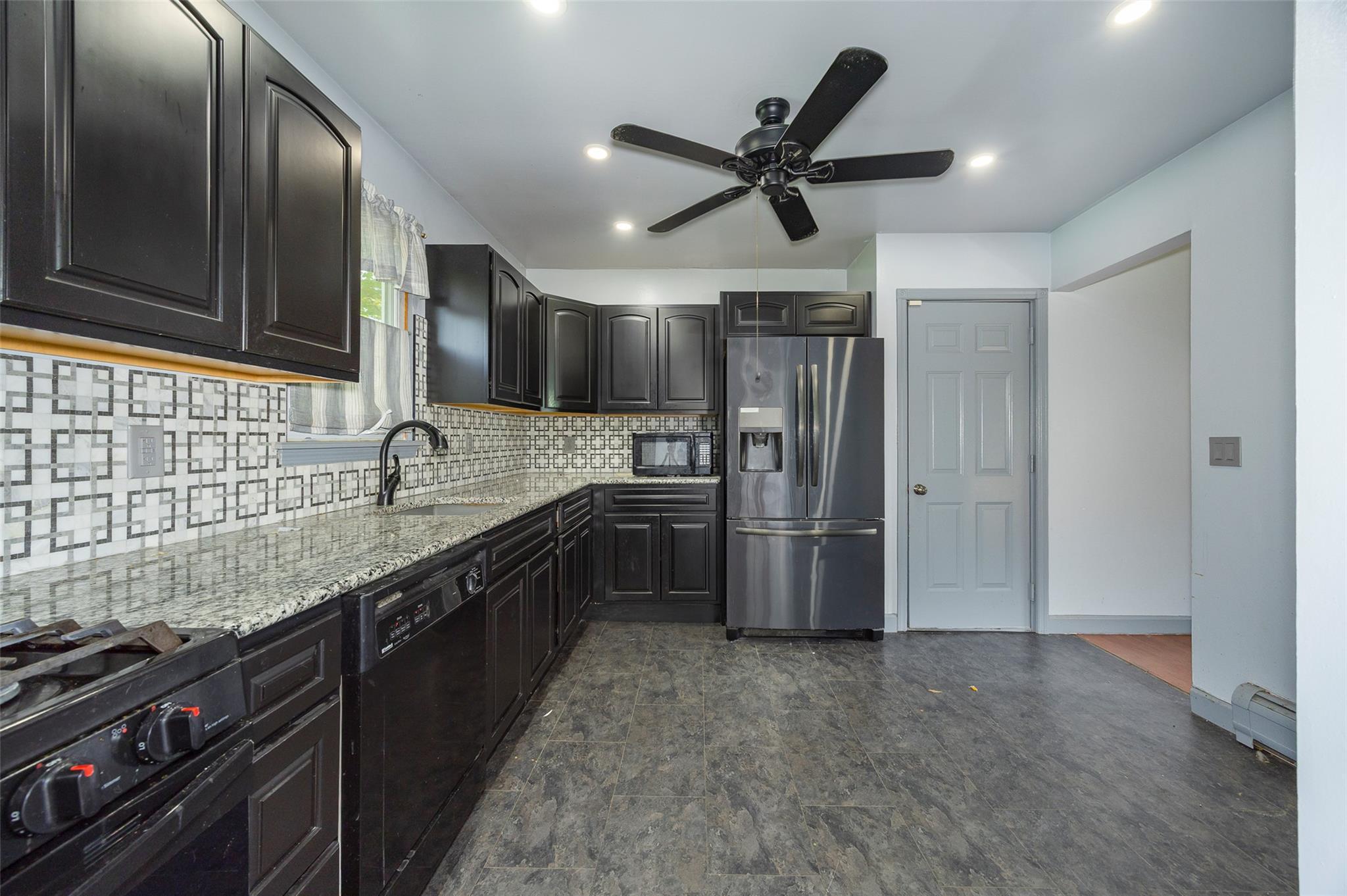 Single Family Hawk  Dutchess County, NY 12601, MLS-856656-3