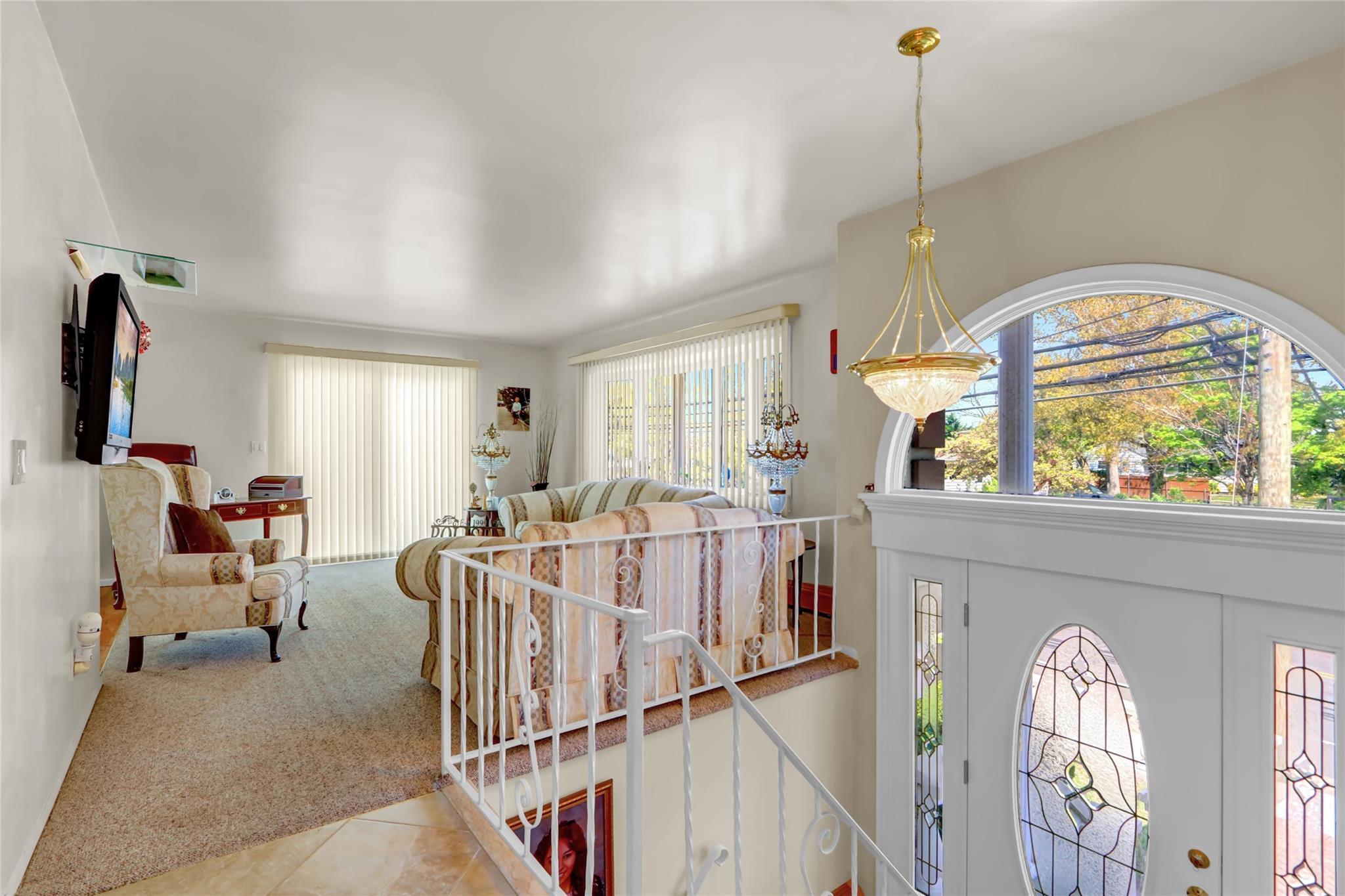 Single Family Bayville  Nassau County, NY 11709, MLS-856665-5