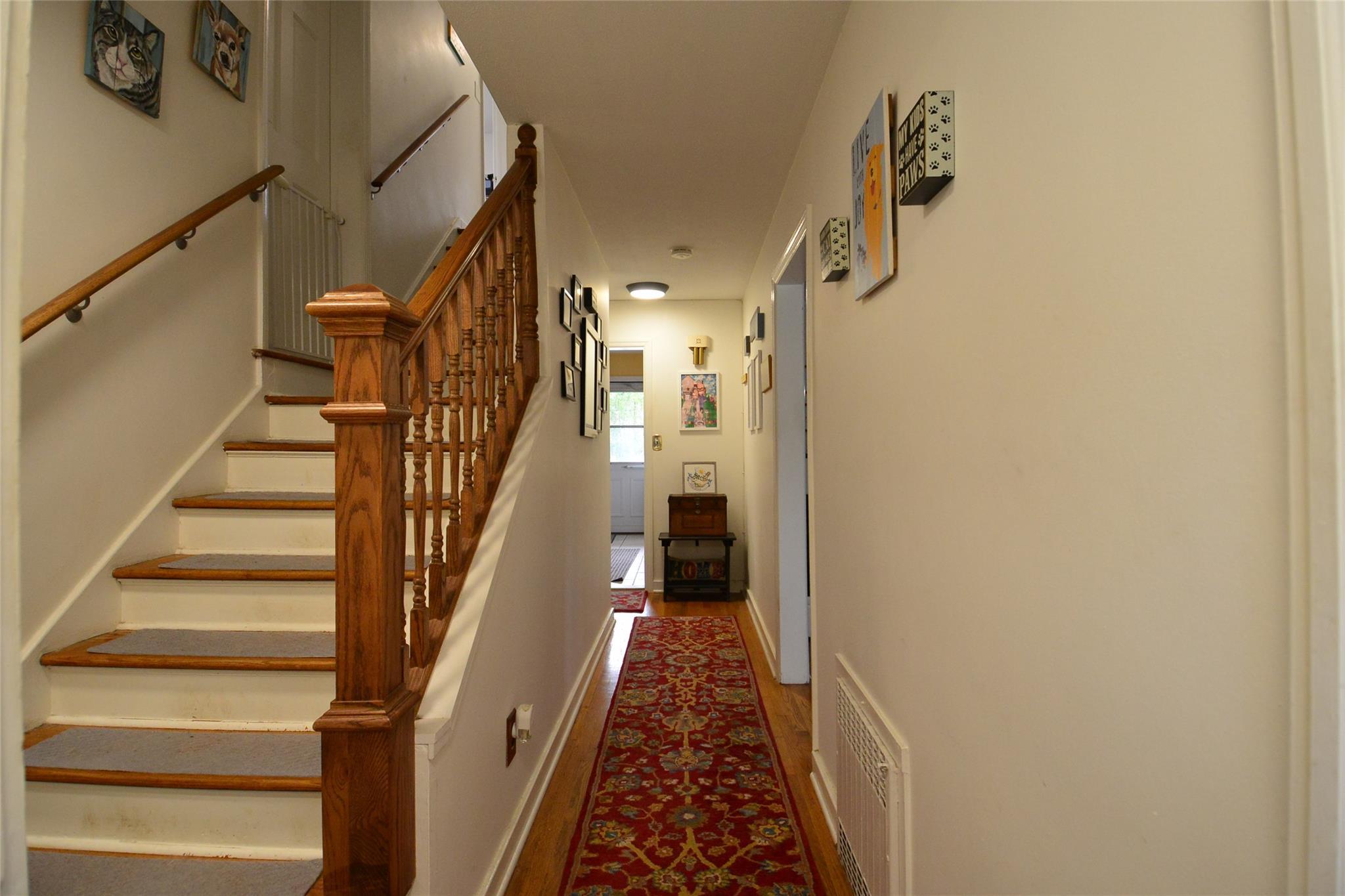 Single Family Yonkers  Westchester County, NY 10707, MLS-856668-10