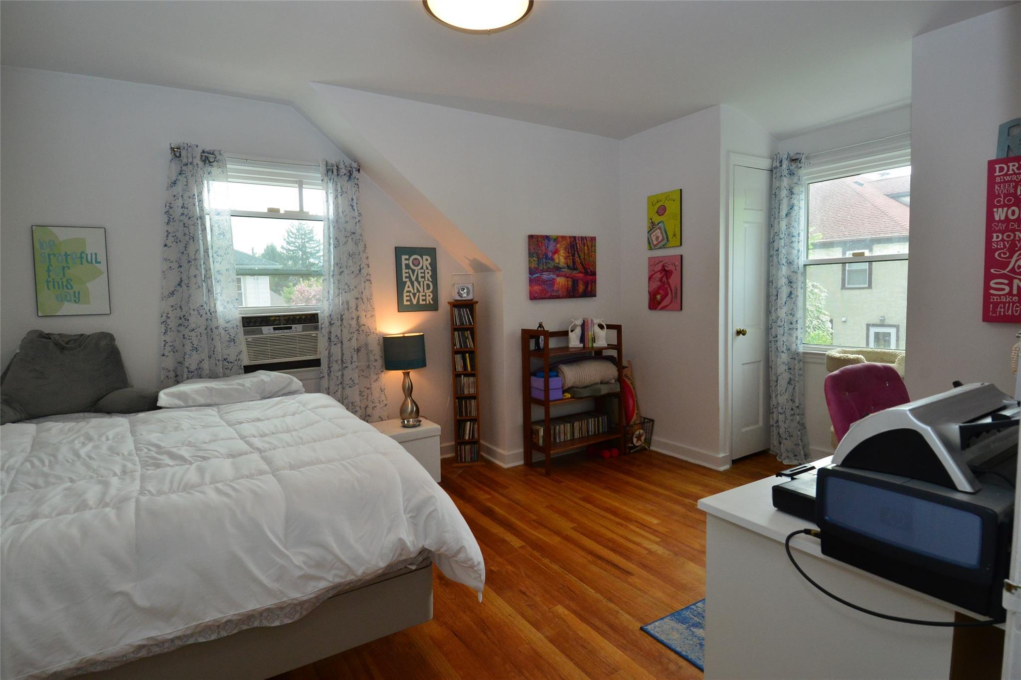 Single Family Yonkers  Westchester County, NY 10707, MLS-856668-22