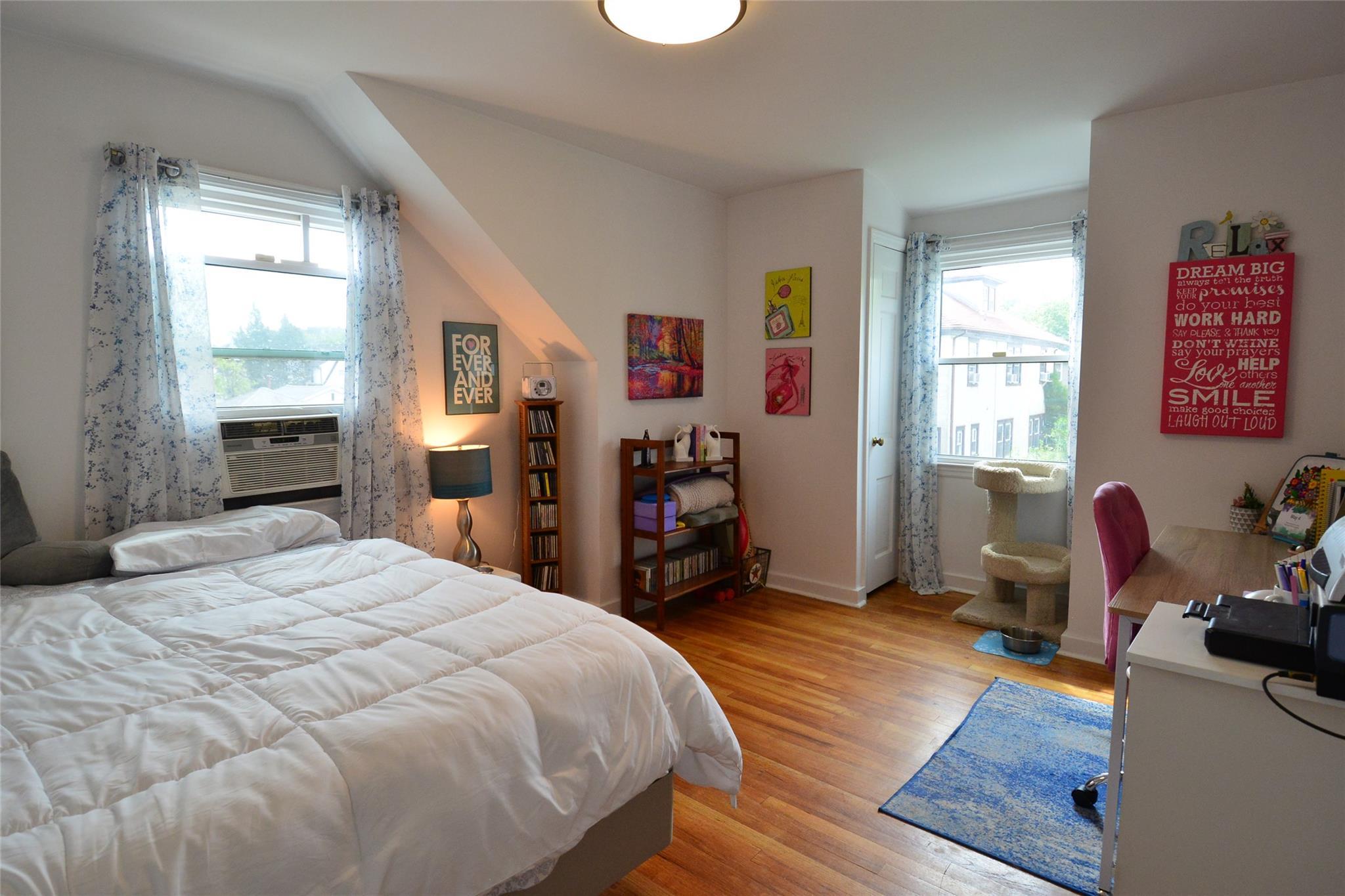 Single Family Yonkers  Westchester County, NY 10707, MLS-856668-23