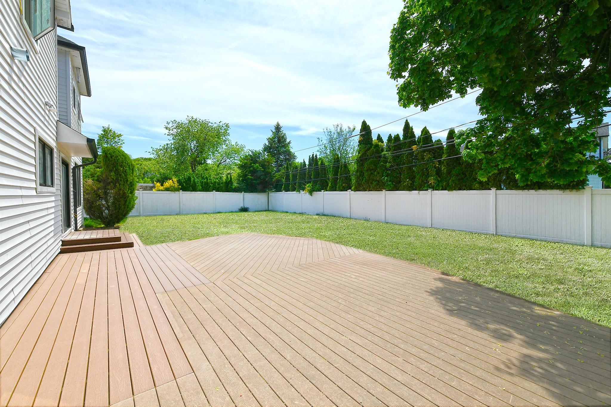 Single Family Westchester  Nassau County, NY 11753, MLS-856683-44