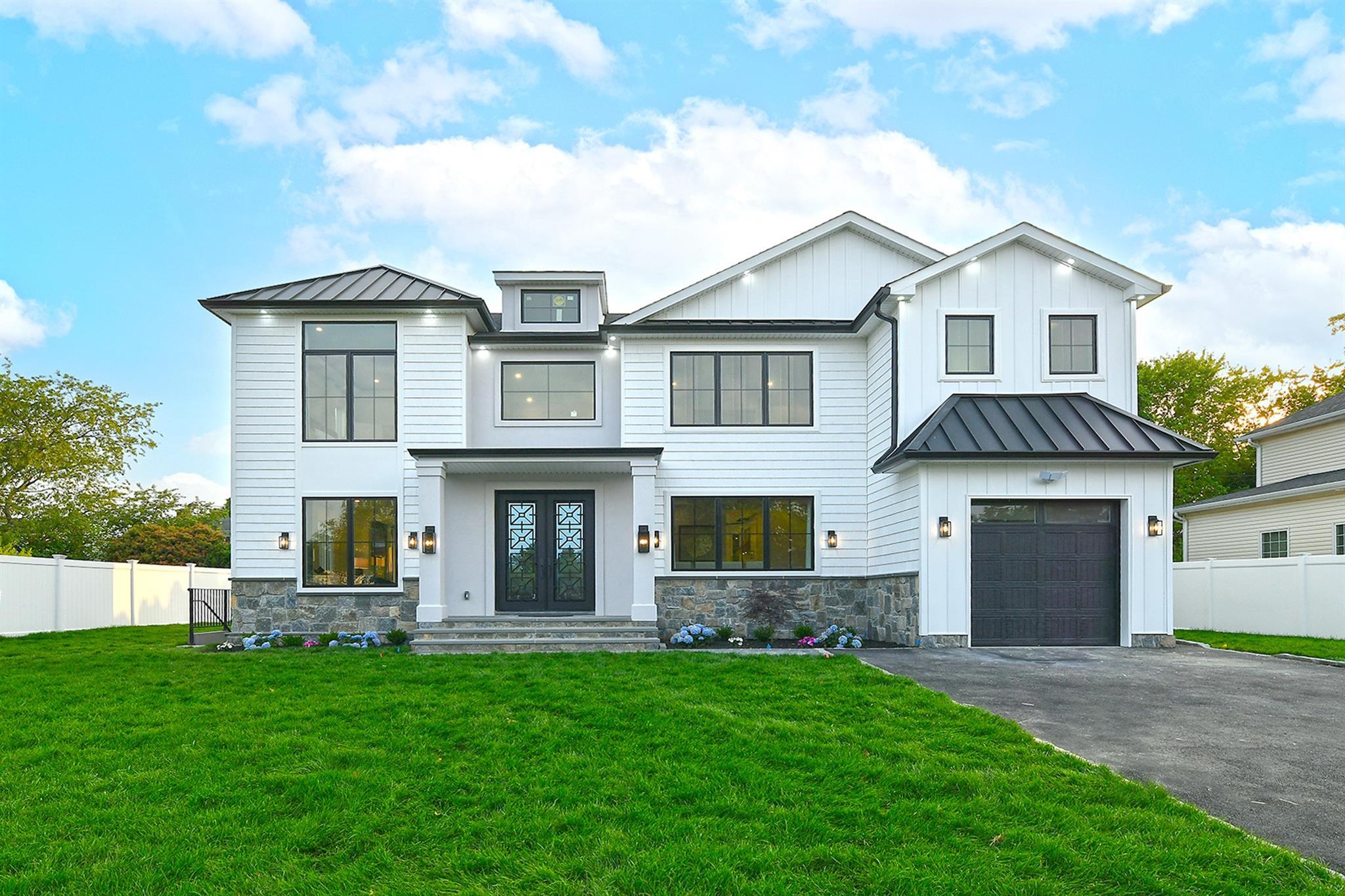 Single Family Westchester  Nassau County, NY 11753, MLS-856683-45
