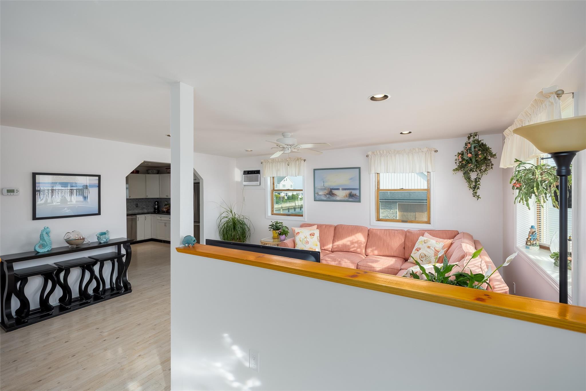 Single Family Araca  Suffolk County, NY 11702, MLS-856685-4