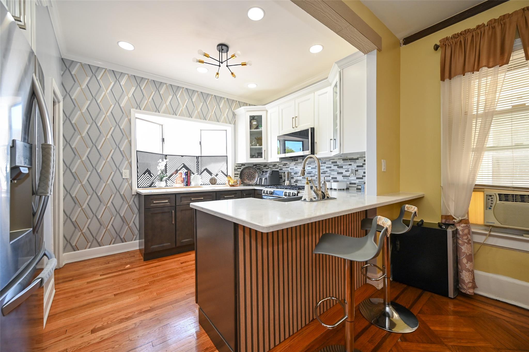 Single Family 85  Queens, NY 11421, MLS-856700-17