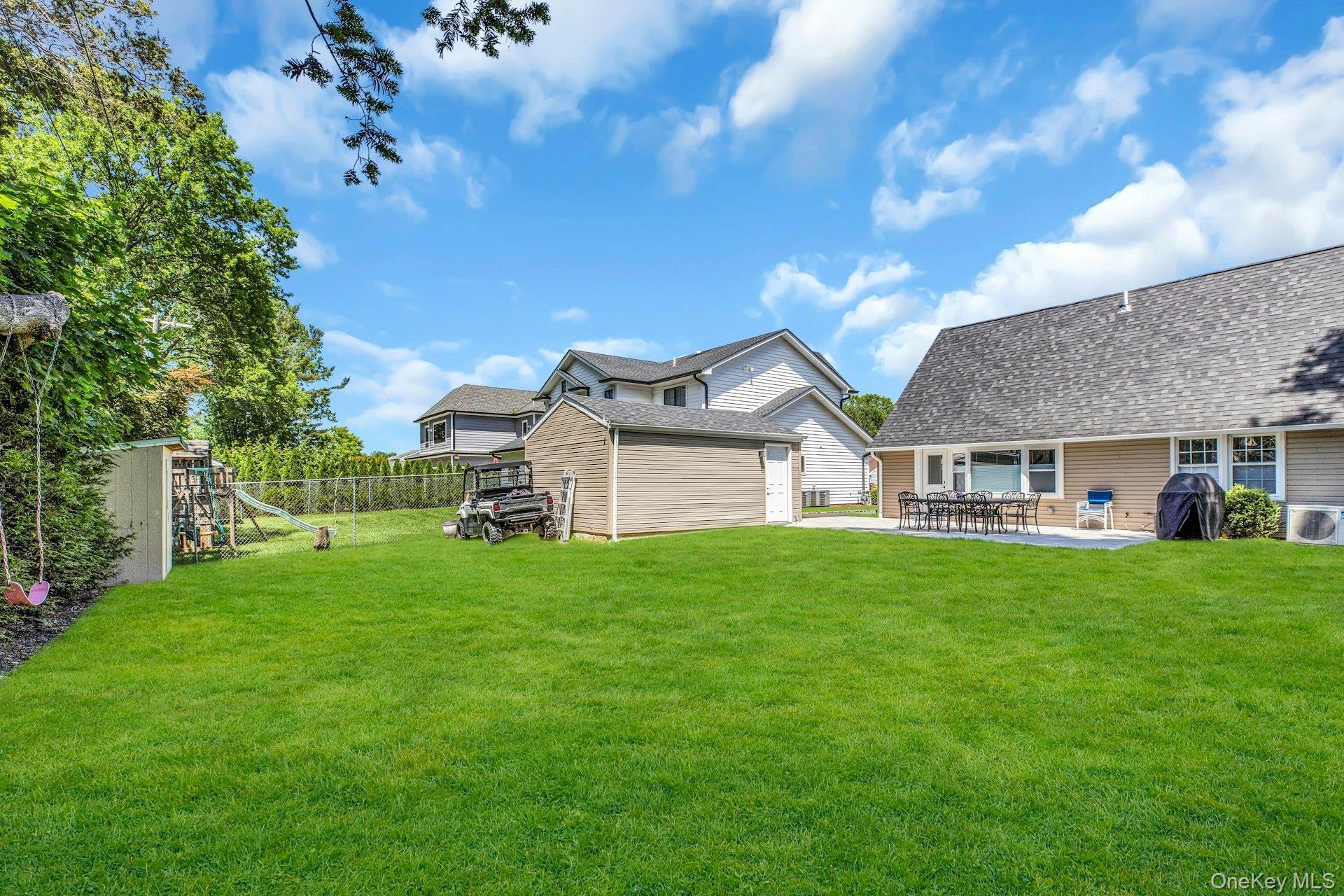 Single Family Robert  Nassau County, NY 11542, MLS-856703-24