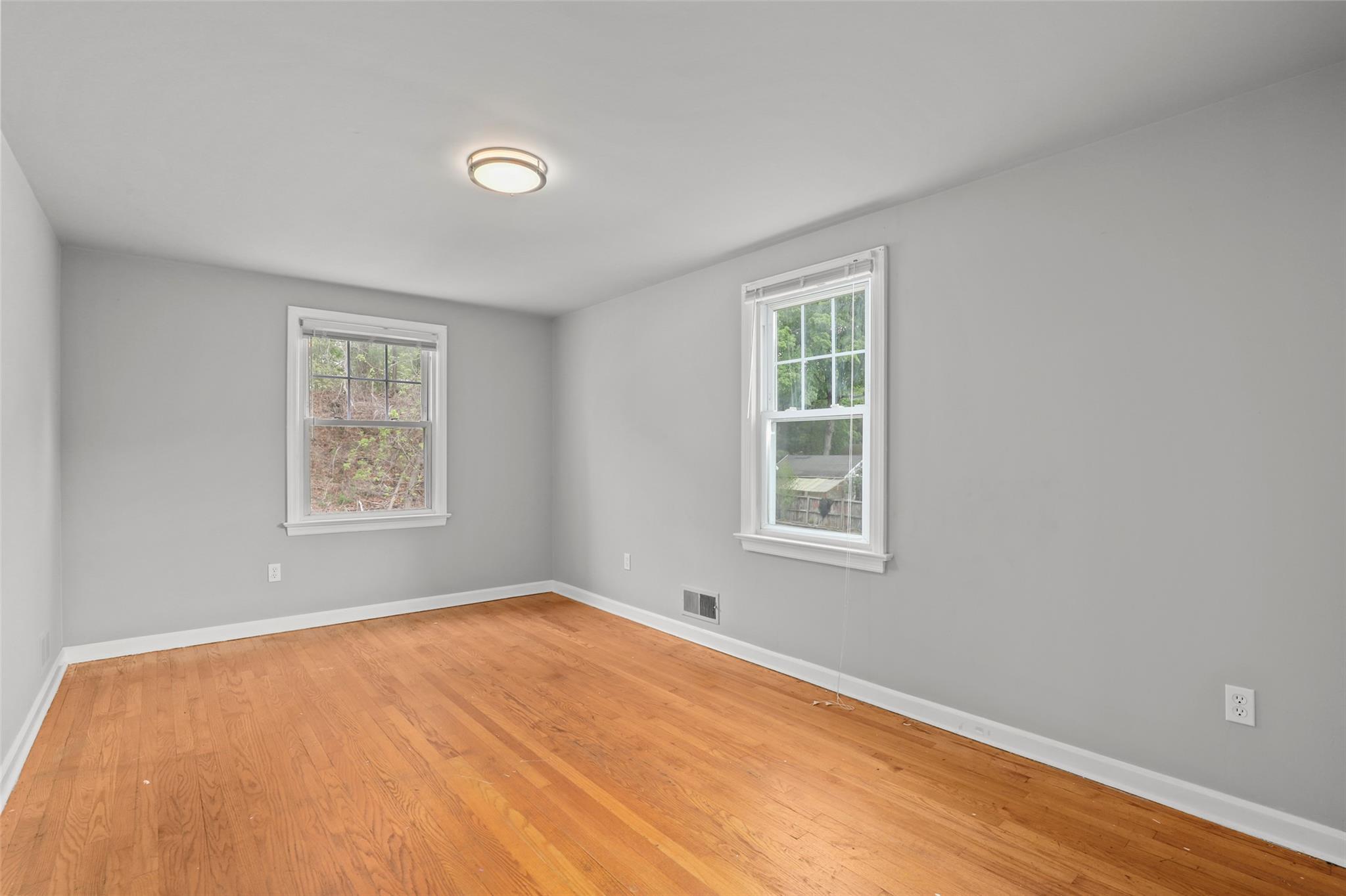 Single Family Grove  Westchester County, NY 10549, MLS-856710-18