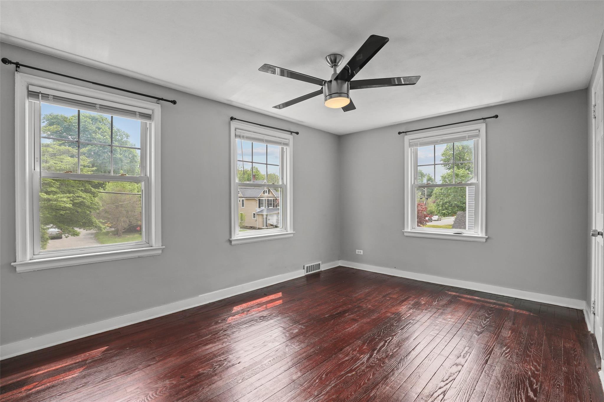 Single Family Grove  Westchester County, NY 10549, MLS-856710-22