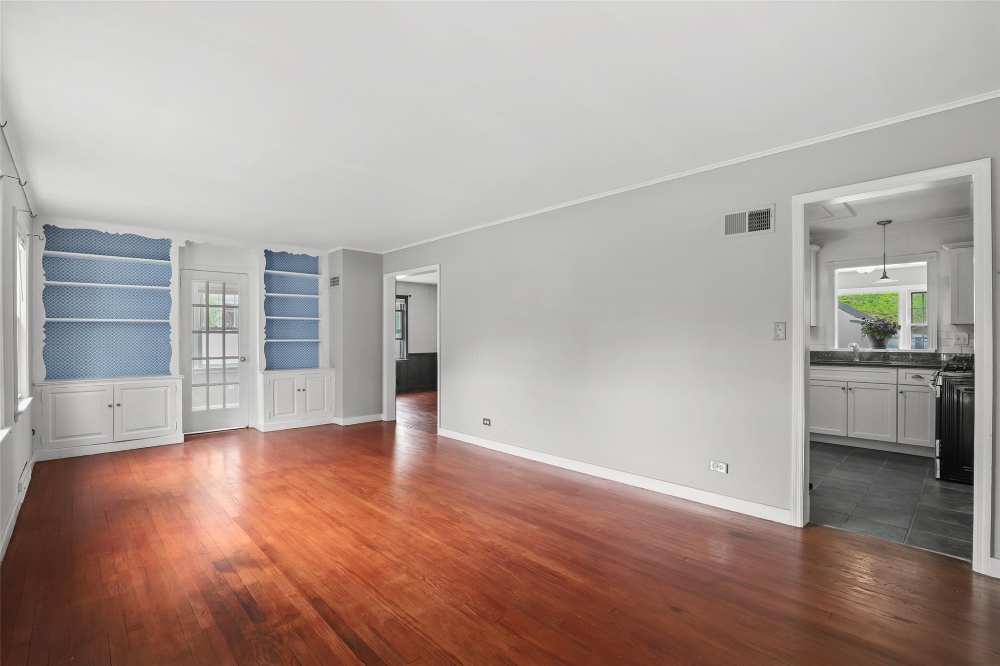 Single Family Grove  Westchester County, NY 10549, MLS-856710-8