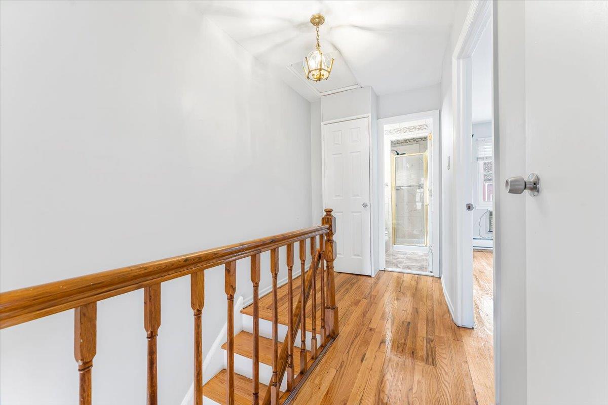 Single Family Gunther  Bronx, NY 10469, MLS-856725-19