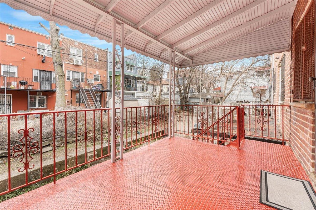 Single Family Gunther  Bronx, NY 10469, MLS-856725-3
