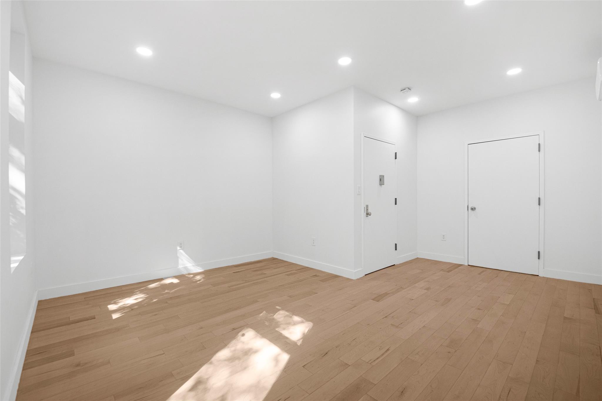Single Family 118th  Manhattan, NY 10035, MLS-856738-8