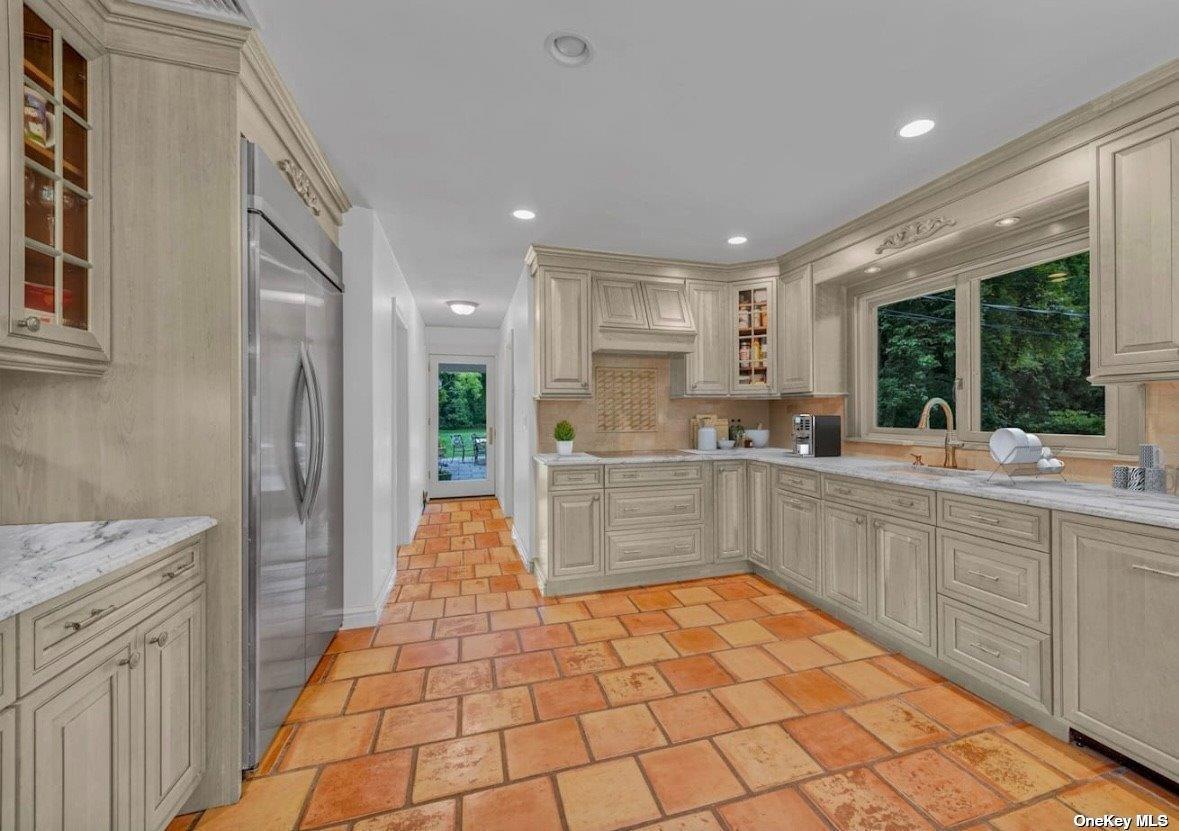 Single Family Breeze Hill  Suffolk County, NY 11768, MLS-856748-3
